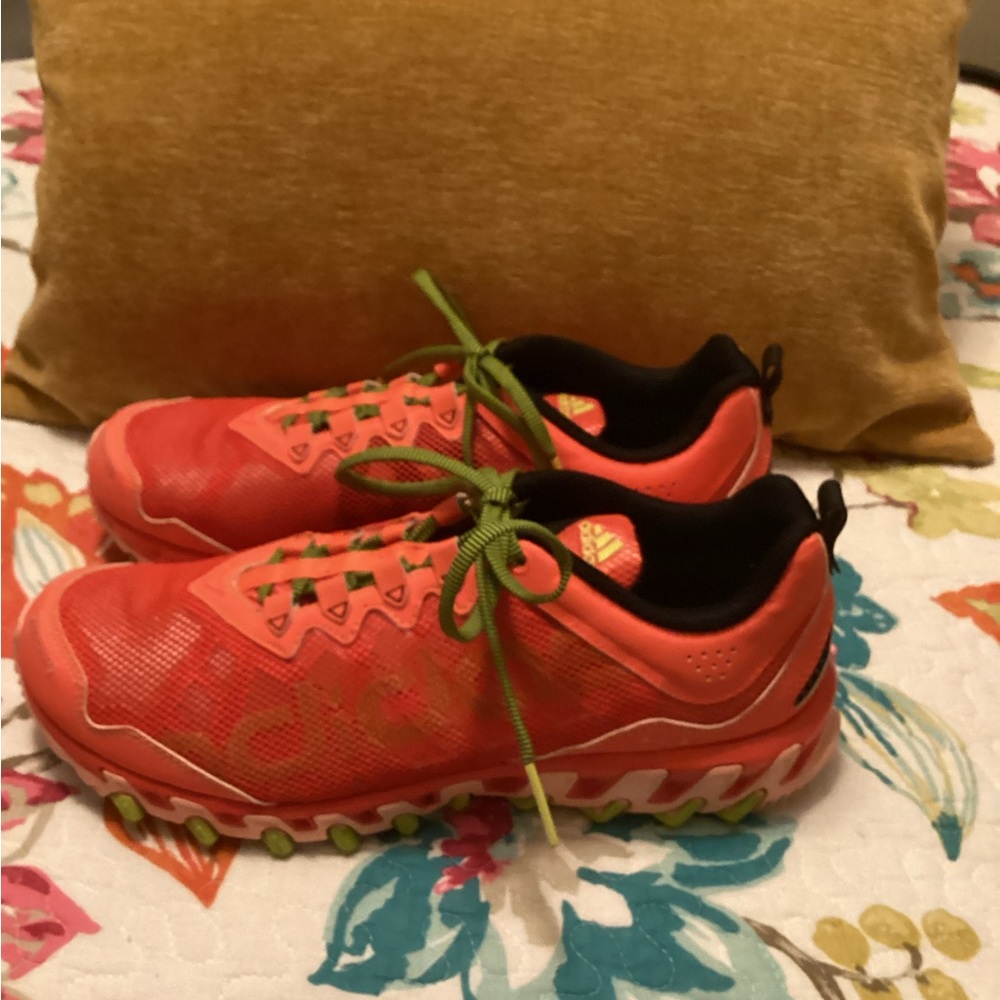Womens Adidas Vigor 4 size 10 worn once.